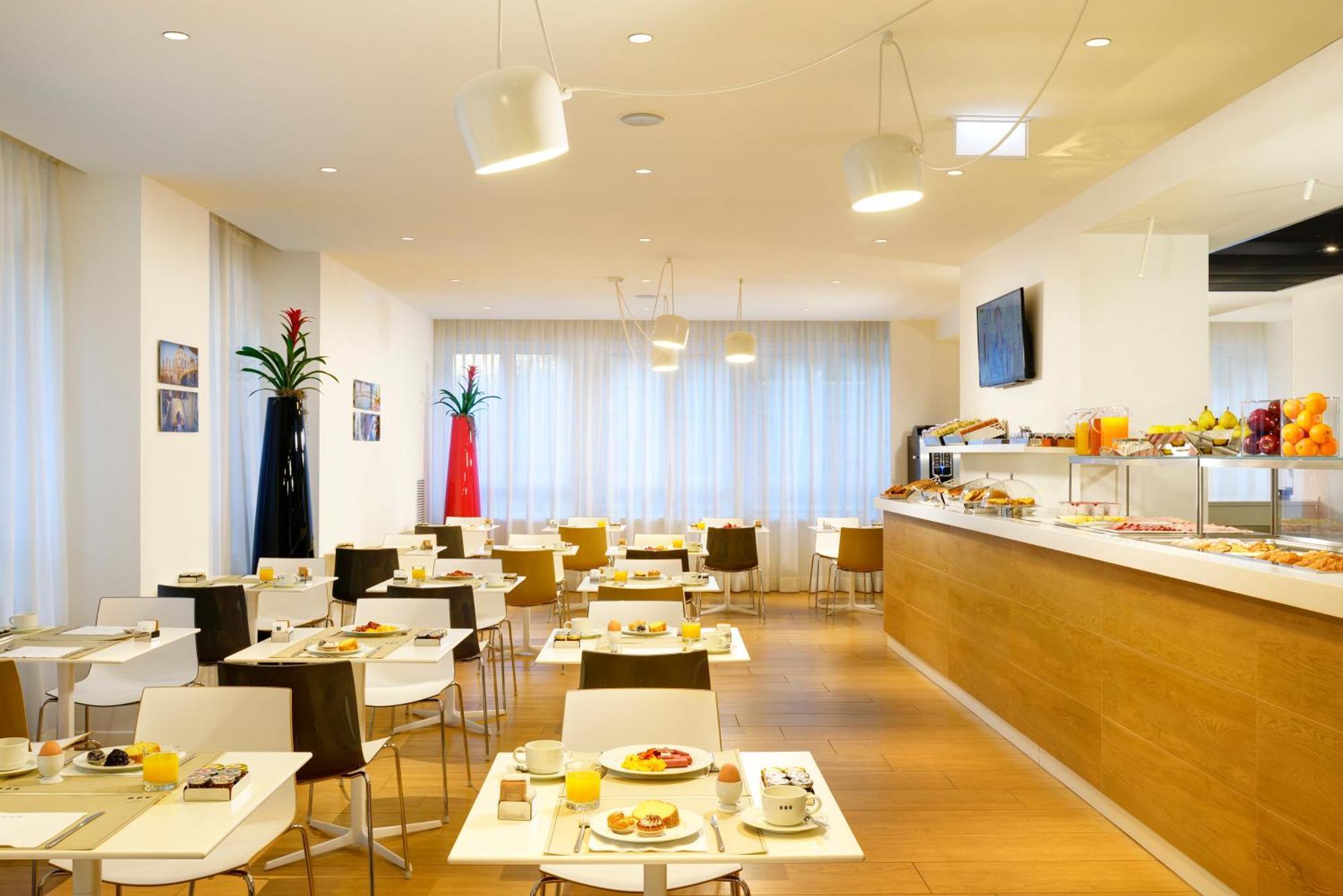 Una Hotels Century Milano — Foto 3